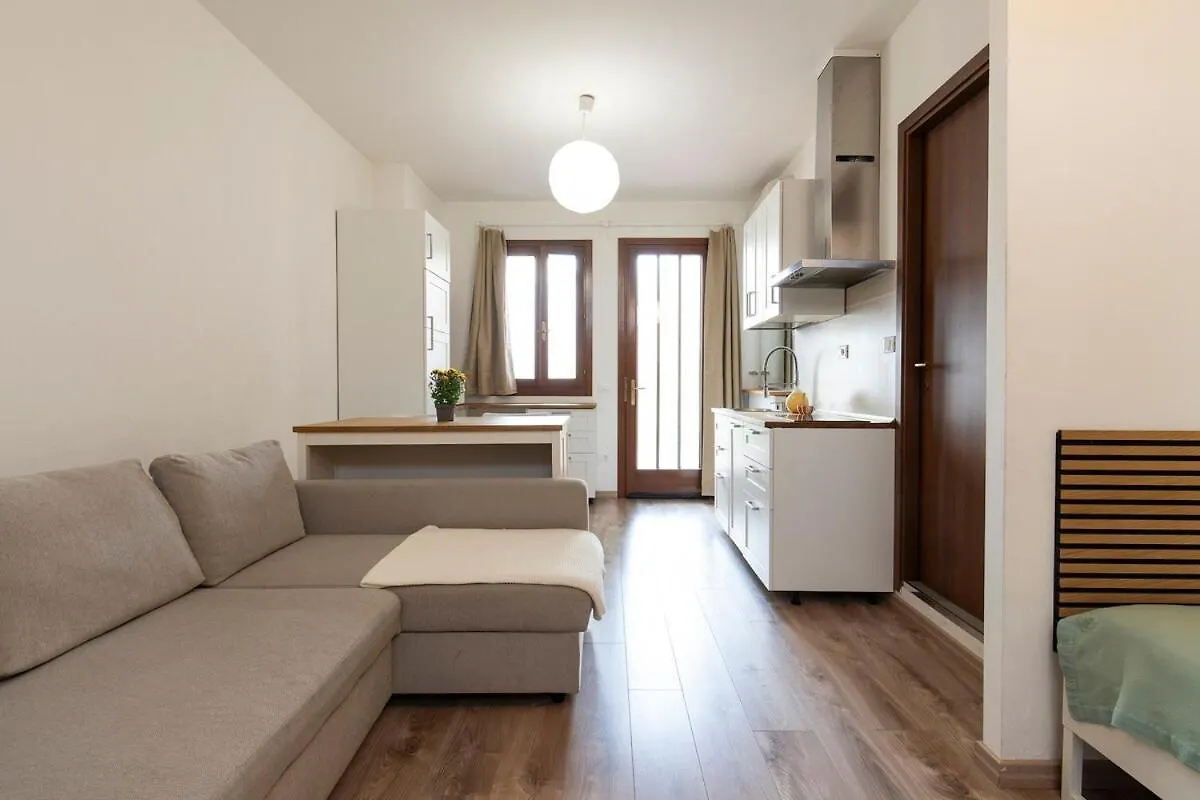 Apartment Ferienwohnung Monolocale - Piano Terra - Ingresso Indipendente Padua
